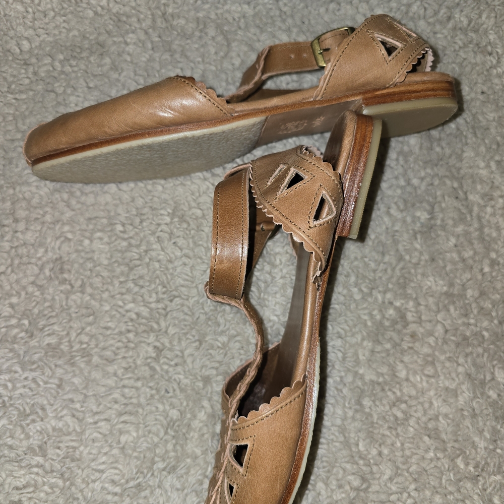 Braided Tan Leather Sandals - Picture 5 of 6